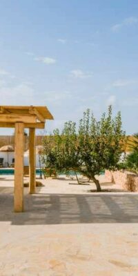 Bohemian Chic Villa with Guesthouse in Sant Jordi