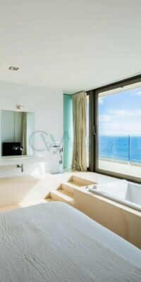 Villa de 6 chambres avec vue panoramique sur la mer à Roca Llisa