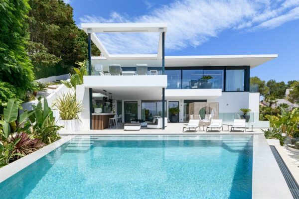 Tout sur les villas avec piscine privée à Ibiza