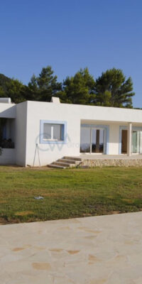 Stunning 10-Bedroom Villa with Annex and Service House near Es Cubells