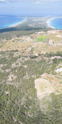 Deux terrains avec un projet approuvé à La Mola, Formentera