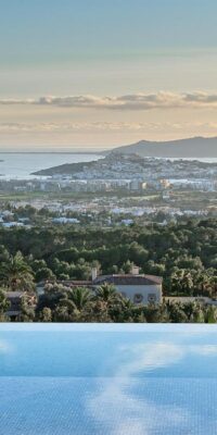 Villa moderne à couper le souffle avec vue panoramique