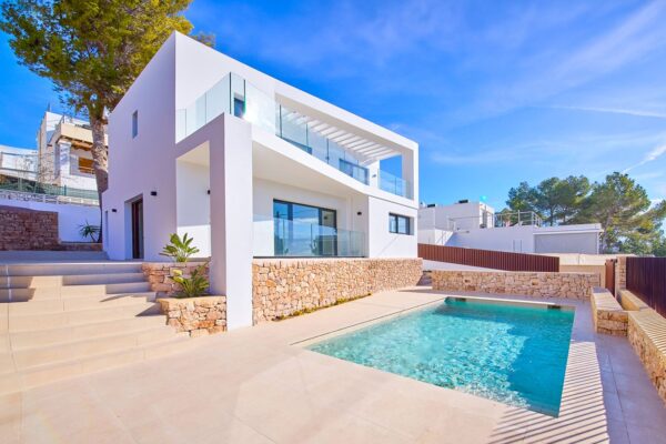 Villa moderna de lujo en Cap Martinet – Vistas al mar