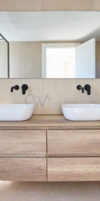 Moderne Luxusvilla in Cap Martinet – Meerblick