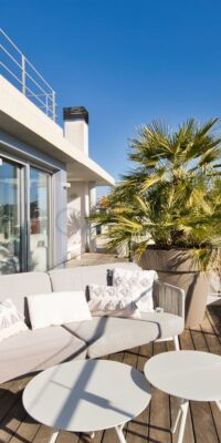 Luxe Penthouse met Uitgestrekte Terrassen in Ikebana-gebouw
