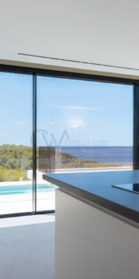 Villa de lujo con vistas al atardecer en Cala Salada Villa de lujo con vistas al atardecer en Cala Salada