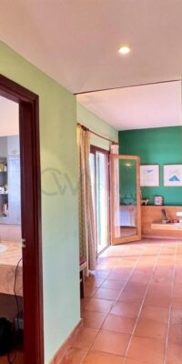 Tranquilla finca in stile ibizenco con vista spettacolare