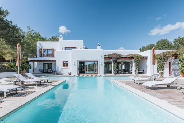 Villa exceptionnelle de style ibizien avec intimité totale