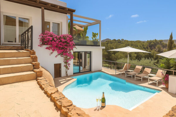 Beautifully renovated Luxury Villa with Panoramic Views in Can Furnet