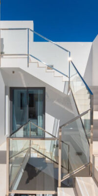 Maison de ville à Cala Carbo avec piscine à débordement et vue sur Es Vedrà