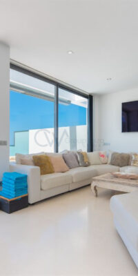 Maison de ville à Cala Carbo avec piscine à débordement et vue sur Es Vedrà