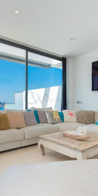 Maison de ville à Cala Carbo avec piscine à débordement et vue sur Es Vedrà