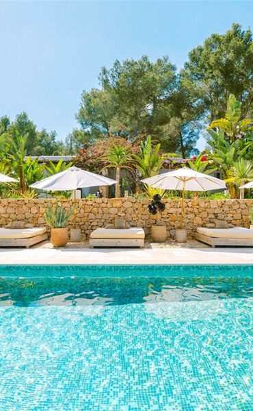 E:\Real Estate\CW-D-TH-695\Series