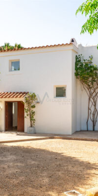 Seafront Villa in Santa Eulalia del Río with Direct Beach Access