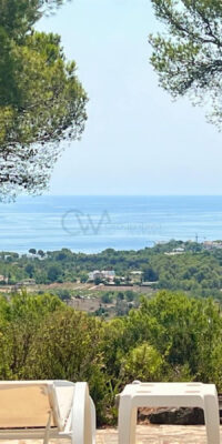 Beautiful villa with sea views near San Carlos
