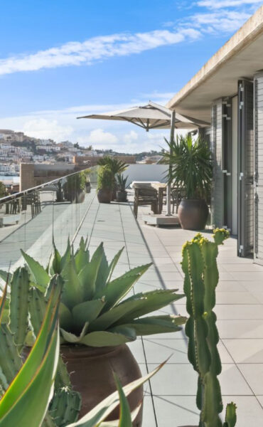 Exclusief penthouse in Marina Botafoch met panoramisch uitzicht op zee