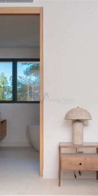 Modern villa with infinity pool in exclusive Roca Llisa Modern villa with infinity pool in exclusive Roca Llisa