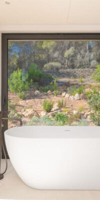 Modern villa with infinity pool in exclusive Roca Llisa Modern villa with infinity pool in exclusive Roca Llisa