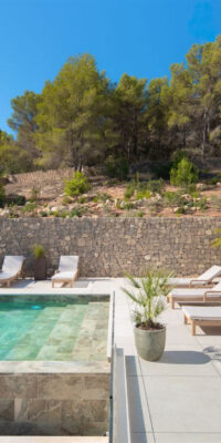 Modern villa with infinity pool in exclusive Roca Llisa Modern villa with infinity pool in exclusive Roca Llisa