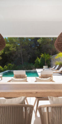 Modern villa with infinity pool in exclusive Roca Llisa Modern villa with infinity pool in exclusive Roca Llisa