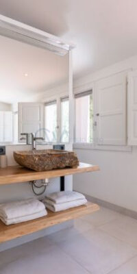 Elegant Villa between Cala Jondal and Porroig