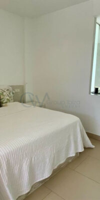 Ground floor apartment with private garden oasis in Illa Plana