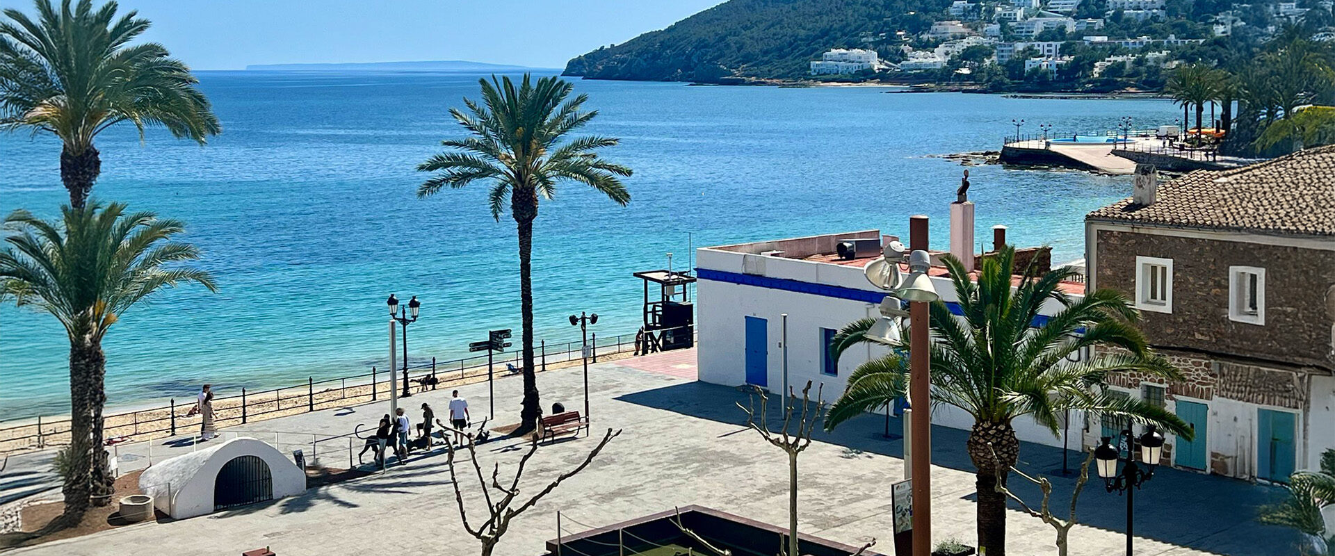 Seafront Apartment in a Prime Location in Santa Eulalia