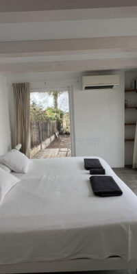 Charming Villa with Two Guest Annexes and Sea Views