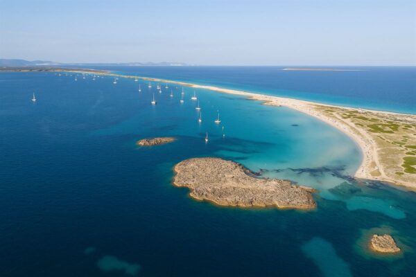 Come to the Balearic Islands and Live in Formentera