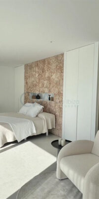 Elegant newly built villa with two pools in Talamanca Elegant newly built villa with two pools in Talamanca