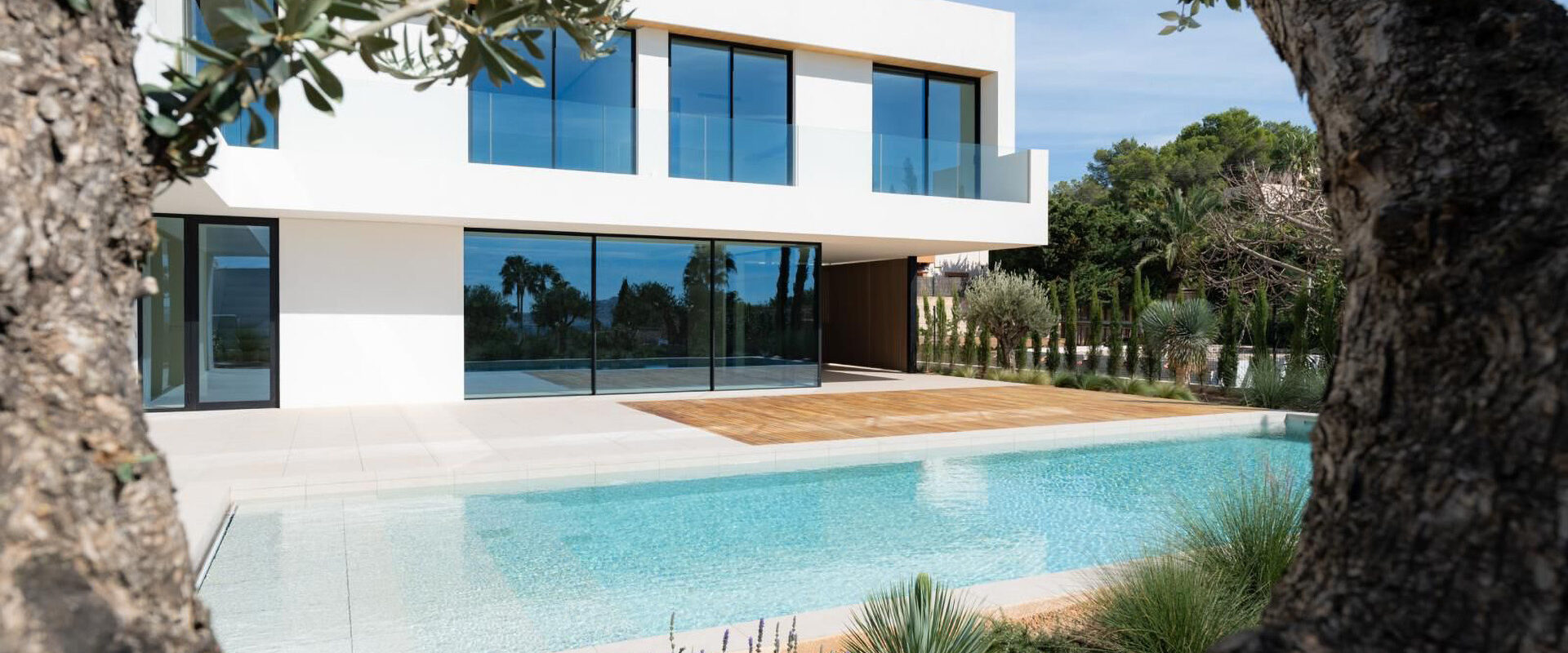 Modern 6-Bedroom Villa in Can Pep Simó with Sea Views