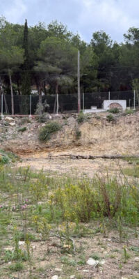Plot with project and approved building license in Cala Llonga Plot with project and approved building license in Cala Llonga