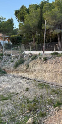 Grundstück mit Projekt und genehmigter Baugenehmigung in Cala Llonga Grundstück mit Projekt und genehmigter Baugenehmigung in Cala Llonga