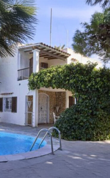 Villa in a quiet residential area of Playa den Bossa