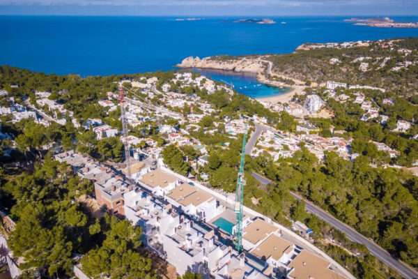 Modern 2-Bedroom Apartment in Cala Vadella