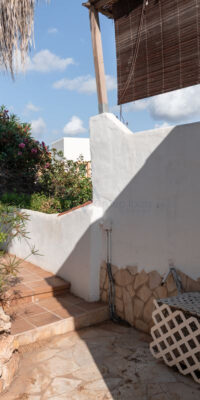 Charming Finca with Private Garden and Pool in Cap Martinet Charming Finca with Private Garden and Pool in Cap Martinet