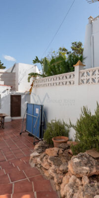 Charming Finca with Private Garden and Pool in Cap Martinet Charming Finca with Private Garden and Pool in Cap Martinet