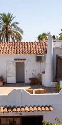 Charming Finca with Private Garden and Pool in Cap Martinet Charming Finca with Private Garden and Pool in Cap Martinet