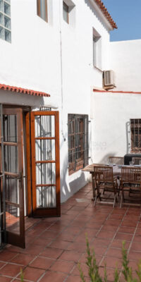 Charming Finca with Private Garden and Pool in Cap Martinet Charming Finca with Private Garden and Pool in Cap Martinet