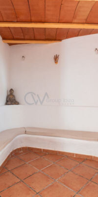 Charming Finca with Private Garden and Pool in Cap Martinet Charming Finca with Private Garden and Pool in Cap Martinet