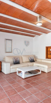 Charming Finca with Private Garden and Pool in Cap Martinet Charming Finca with Private Garden and Pool in Cap Martinet