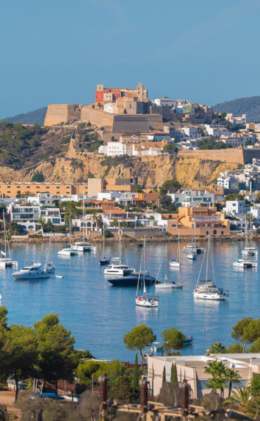 Luxury Sea-View Villa in Cap Martinet with Infinity Pool