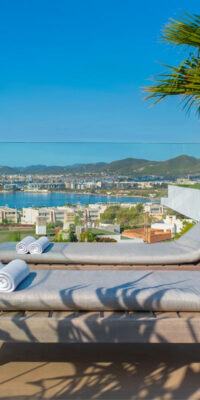 Luxury Sea-View Villa in Cap Martinet with Infinity Pool Luxury Sea-View Villa in Cap Martinet with Infinity Pool