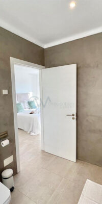 4 Bedroom Contemporary Villa Near Jesús and Talamanca 4 Bedroom Contemporary Villa Near Jesús and Talamanca