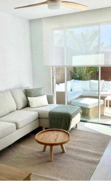 Stylish Apartment with Terrace Garage and Pool in Sant Antonio