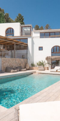 Villa di lusso in affitto a Can Furnet con vista panoramica Villa di lusso in affitto a Can Furnet con vista panoramica