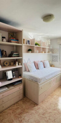 Elegant Triplex Townhouse with Private Garden in Es Vivé Elegant Triplex Townhouse with Private Garden in Es Vivé