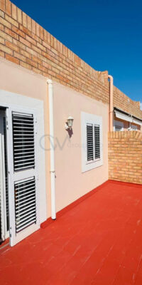 Elegant Triplex Townhouse with Private Garden in Es Vivé Elegant Triplex Townhouse with Private Garden in Es Vivé