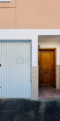 Elegant Triplex Townhouse with Private Garden in Es Vivé Elegant Triplex Townhouse with Private Garden in Es Vivé