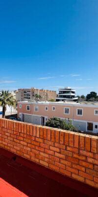 Elegant Triplex Townhouse with Private Garden in Es Vivé Elegant Triplex Townhouse with Private Garden in Es Vivé